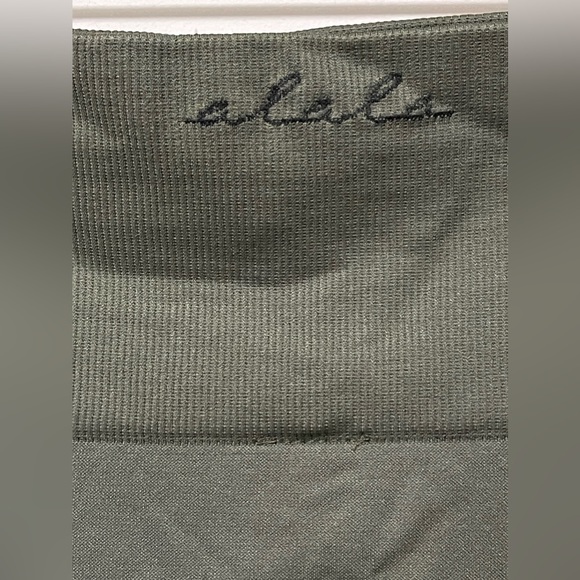 Alala Army Green Seamless Full Length Jersey Sports Tights Size Medium - Picture 6 of 9